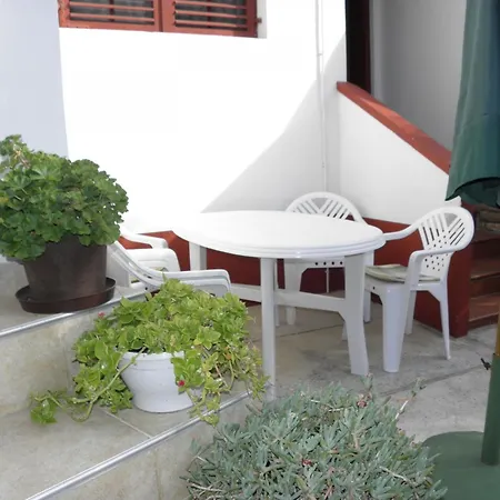 Pere - Parking And Barbecue *