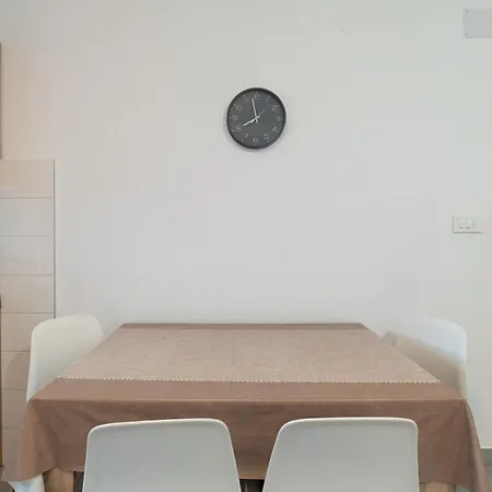 아파트 Pere