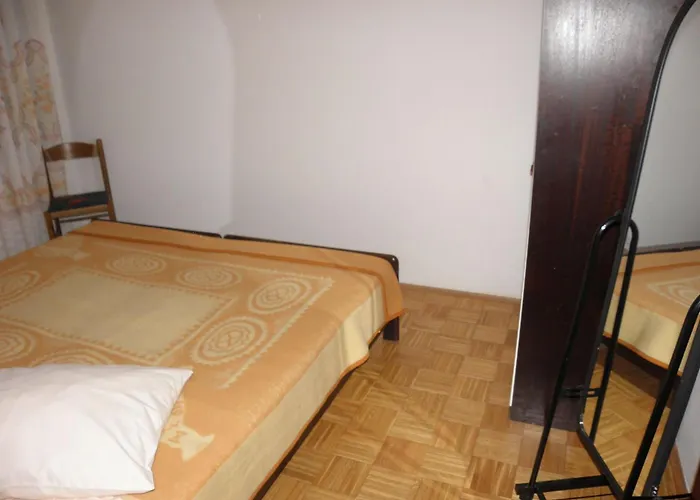 Apartment Pere *